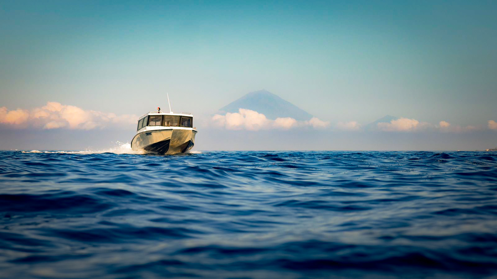 Private boat Serangan – Gili/Lombok