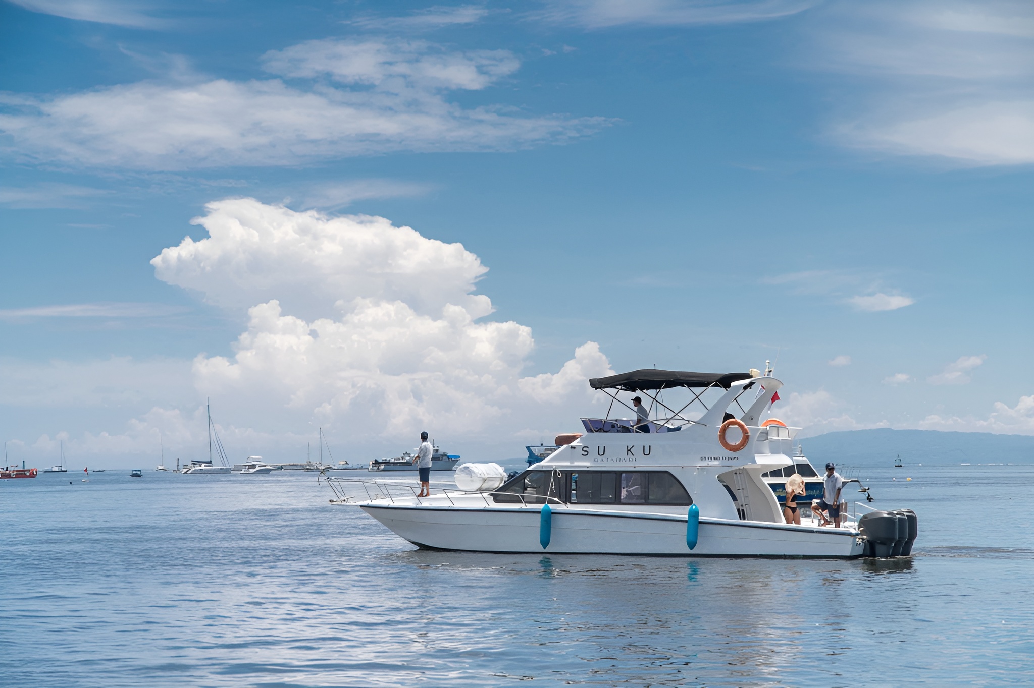 Cruise on yacht "Suku"
